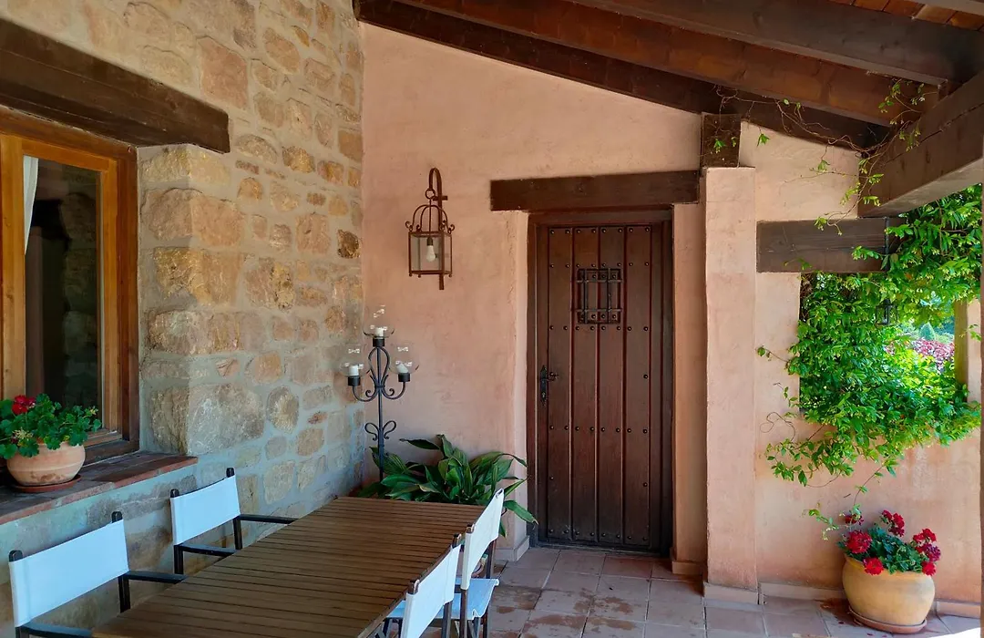 Masia los Toranes - Destino Starlight-1